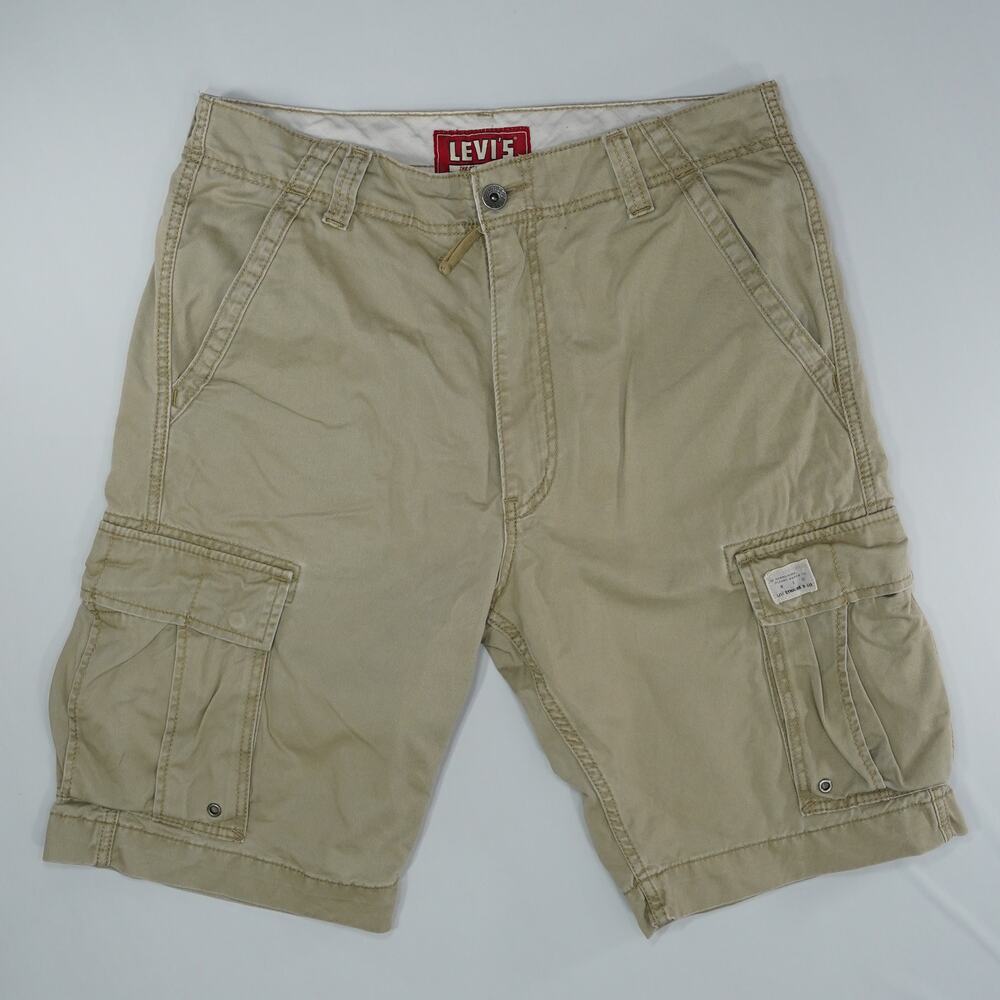 Levi Strauss & Co. - Beige Cargo Shorts - Men's Size 34